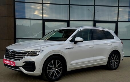 Volkswagen Touareg III, 2019 год, 5 350 000 рублей, 3 фотография