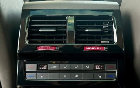 Volkswagen Touareg III, 2019 год, 5 350 000 рублей, 25 фотография