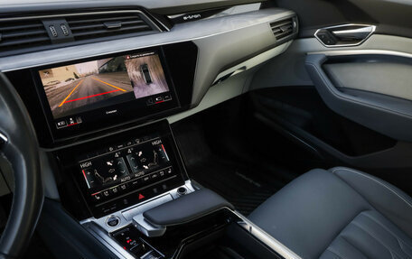 Audi e-tron Sportback I, 2021 год, 7 150 000 рублей, 25 фотография