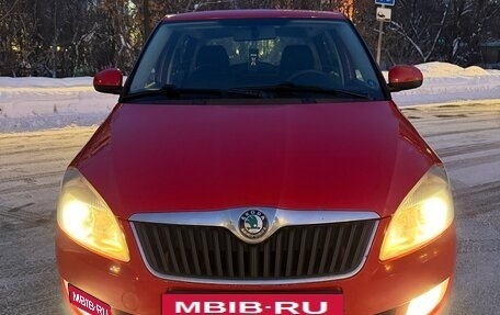 Skoda Fabia II, 2011 год, 400 000 рублей, 5 фотография