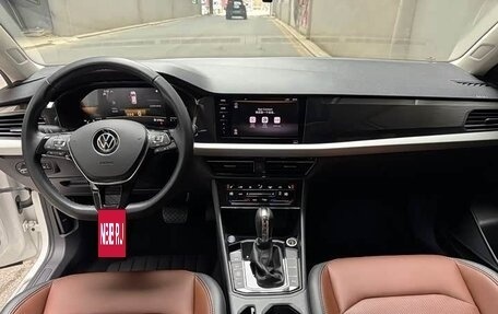 Volkswagen Lavida, 2022 год, 1 900 000 рублей, 20 фотография