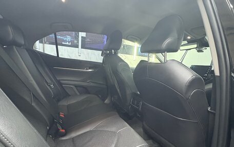 Toyota Camry, 2021 год, 3 700 000 рублей, 21 фотография