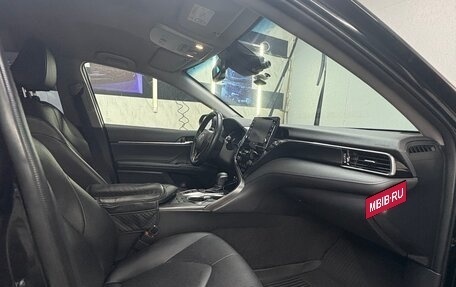 Toyota Camry, 2021 год, 3 700 000 рублей, 24 фотография