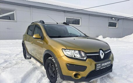 Renault Sandero II рестайлинг, 2018 год, 899 000 рублей, 3 фотография