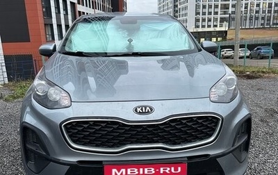 KIA Sportage IV рестайлинг, 2020 год, 2 400 000 рублей, 1 фотография