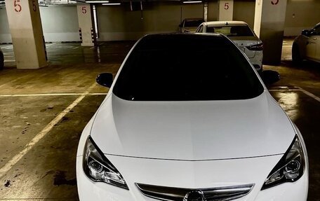 Opel Astra J, 2014 год, 1 300 000 рублей, 4 фотография