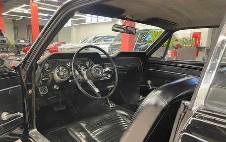 Ford Mustang VI рестайлинг, 1967 год, 6 390 000 рублей, 19 фотография