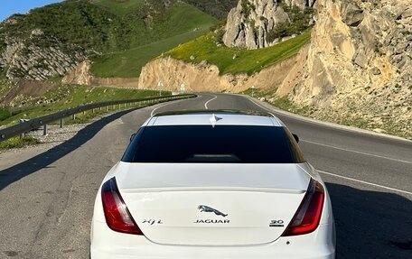 Jaguar XJ IV (X351), 2015 год, 3 250 000 рублей, 5 фотография