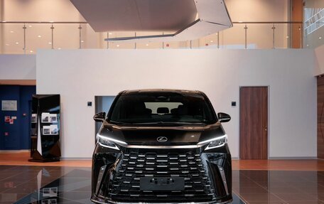 Lexus LM, 2025 год, 17 290 000 рублей, 3 фотография