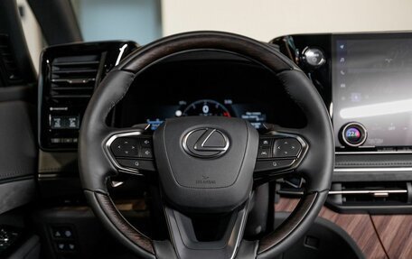 Lexus LM, 2025 год, 17 290 000 рублей, 13 фотография