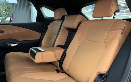 Lexus RX IV рестайлинг, 2025 год, 7 890 000 рублей, 23 фотография