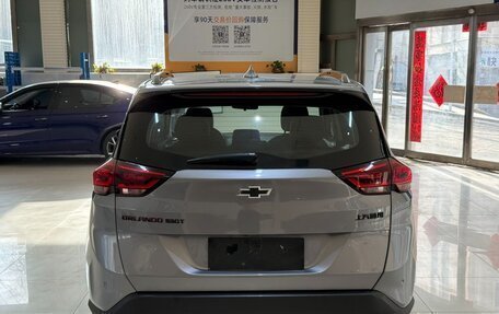 Chevrolet Orlando, 2022 год, 1 555 000 рублей, 5 фотография