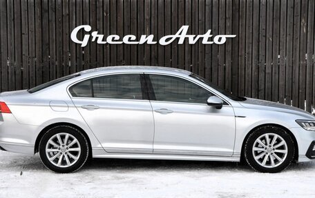 Volkswagen Passat B8 рестайлинг, 2019 год, 2 050 000 рублей, 6 фотография