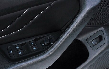 Volkswagen Passat B8 рестайлинг, 2019 год, 2 050 000 рублей, 13 фотография