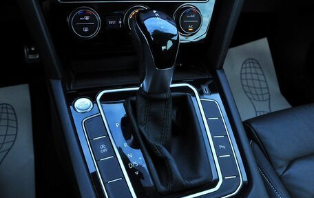 Volkswagen Passat B8 рестайлинг, 2019 год, 2 050 000 рублей, 21 фотография