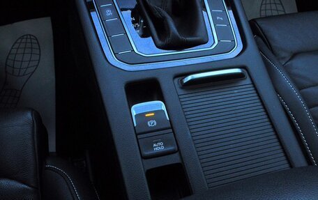 Volkswagen Passat B8 рестайлинг, 2019 год, 2 050 000 рублей, 22 фотография