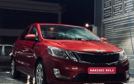 KIA Rio III рестайлинг, 2013 год, 750 000 рублей, 1 фотография