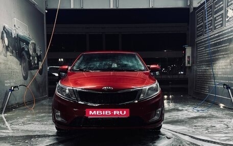KIA Rio III рестайлинг, 2013 год, 750 000 рублей, 2 фотография
