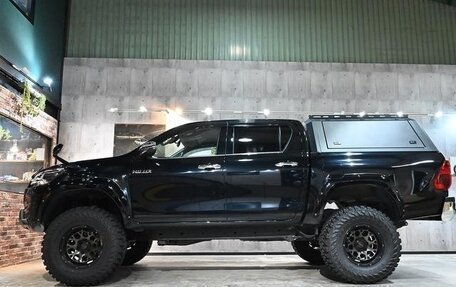 Toyota Hilux VIII, 2023 год, 6 500 000 рублей, 2 фотография