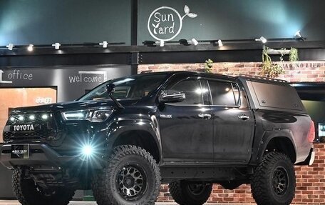 Toyota Hilux VIII, 2023 год, 6 500 000 рублей, 4 фотография