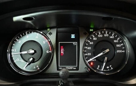 Toyota Hilux VIII, 2023 год, 6 500 000 рублей, 19 фотография