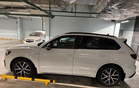 Volkswagen Touareg III, 2019 год, 6 200 000 рублей, 5 фотография