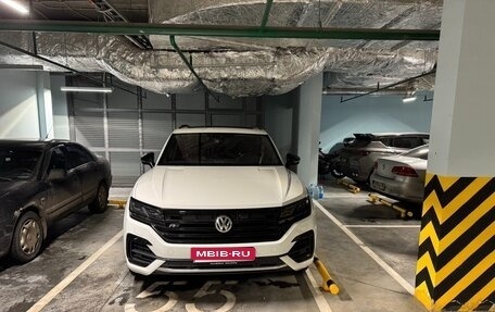 Volkswagen Touareg III, 2019 год, 6 200 000 рублей, 2 фотография