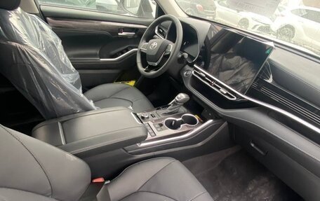 Toyota Highlander, 2025 год, 5 390 000 рублей, 11 фотография