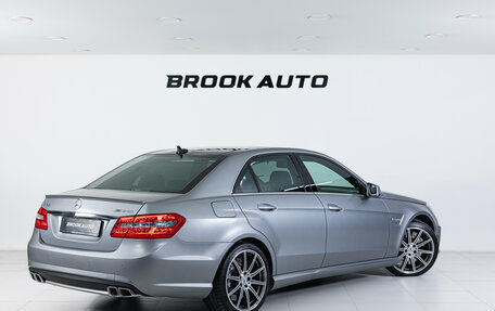 Mercedes-Benz E-Класс AMG, 2011 год, 3 990 000 рублей, 4 фотография