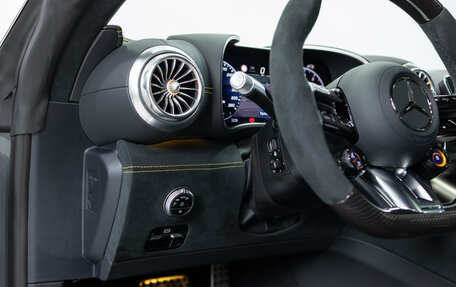 Mercedes-Benz AMG GT, 2024 год, 20 990 000 рублей, 12 фотография