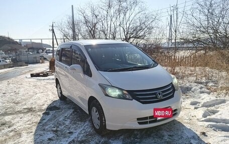 Honda Freed I, 2010 год, 850 000 рублей, 6 фотография