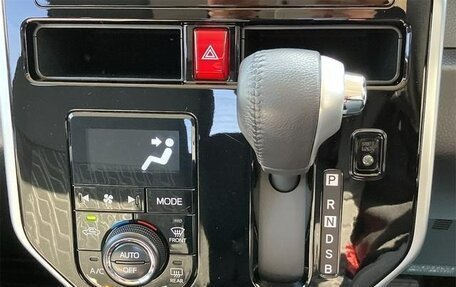 Toyota Tank I, 2018 год, 984 000 рублей, 12 фотография