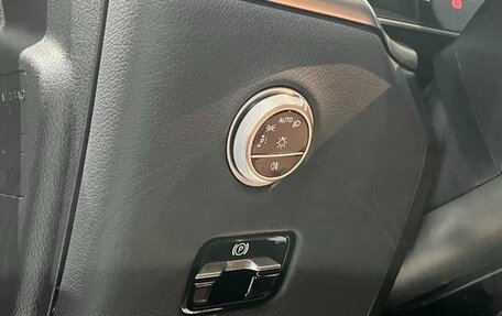 Mercedes-Benz GLC, 2025 год, 10 фотография