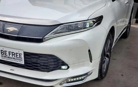 Toyota Harrier, 2019 год, 2 852 000 рублей, 10 фотография