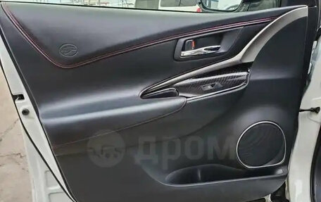 Toyota Harrier, 2019 год, 2 852 000 рублей, 19 фотография