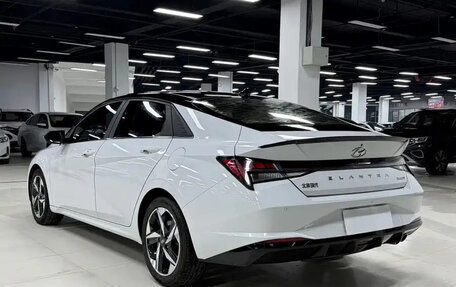 Hyundai Elantra, 2022 год, 1 431 027 рублей, 7 фотография