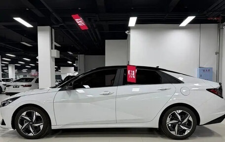 Hyundai Elantra, 2022 год, 1 431 027 рублей, 8 фотография