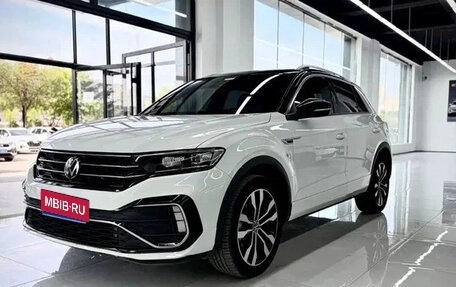 Volkswagen T-Roc I, 2023 год, 1 700 060 рублей, 1 фотография