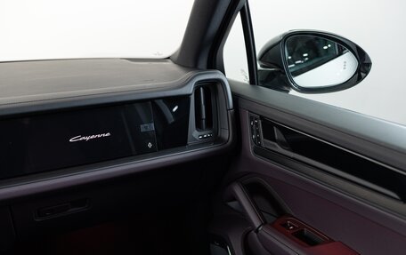 Porsche Cayenne III, 2025 год, 19 290 000 рублей, 20 фотография