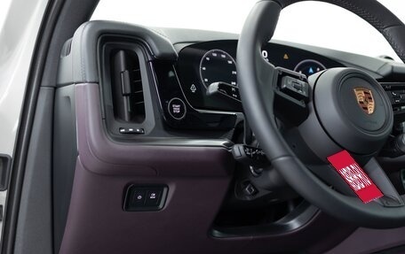 Porsche Cayenne III, 2025 год, 19 290 000 рублей, 14 фотография