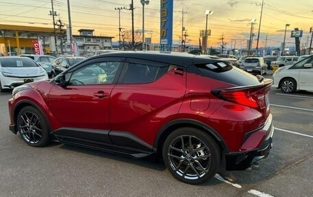 Toyota C-HR I рестайлинг, 2022 год, 1 751 000 рублей, 16 фотография