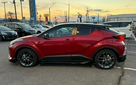 Toyota C-HR I рестайлинг, 2022 год, 1 751 000 рублей, 14 фотография