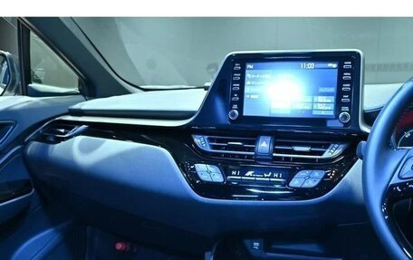 Toyota C-HR I рестайлинг, 2022 год, 1 765 000 рублей, 8 фотография