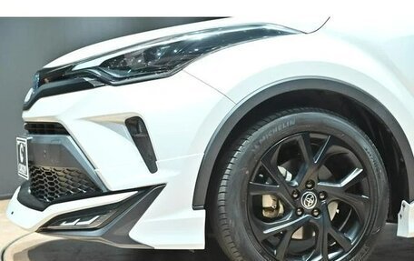 Toyota C-HR I рестайлинг, 2022 год, 1 765 000 рублей, 23 фотография