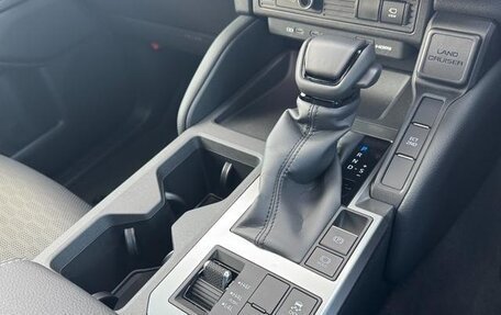 Toyota Land Cruiser Prado, 2025 год, 7 250 000 рублей, 21 фотография