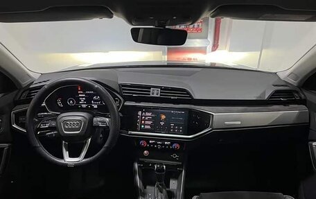 Audi Q3, 2022 год, 2 500 000 рублей, 4 фотография