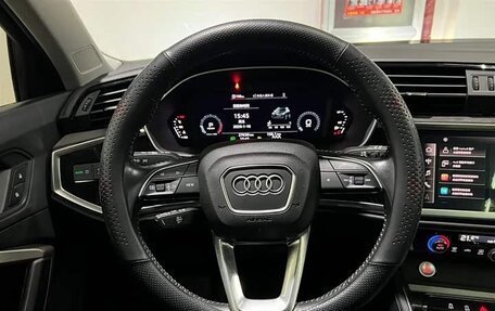 Audi Q3, 2022 год, 2 500 000 рублей, 5 фотография