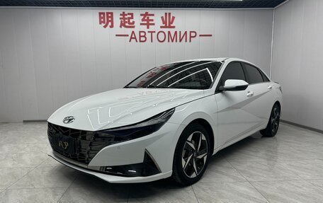 Hyundai Elantra, 2021 год, 1 700 000 рублей, 3 фотография