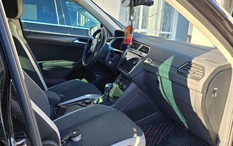 Volkswagen Tiguan II, 2019 год, 3 100 000 рублей, 4 фотография