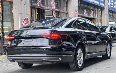 Volkswagen Passat B8 рестайлинг, 2021 год, 1 941 027 рублей, 4 фотография